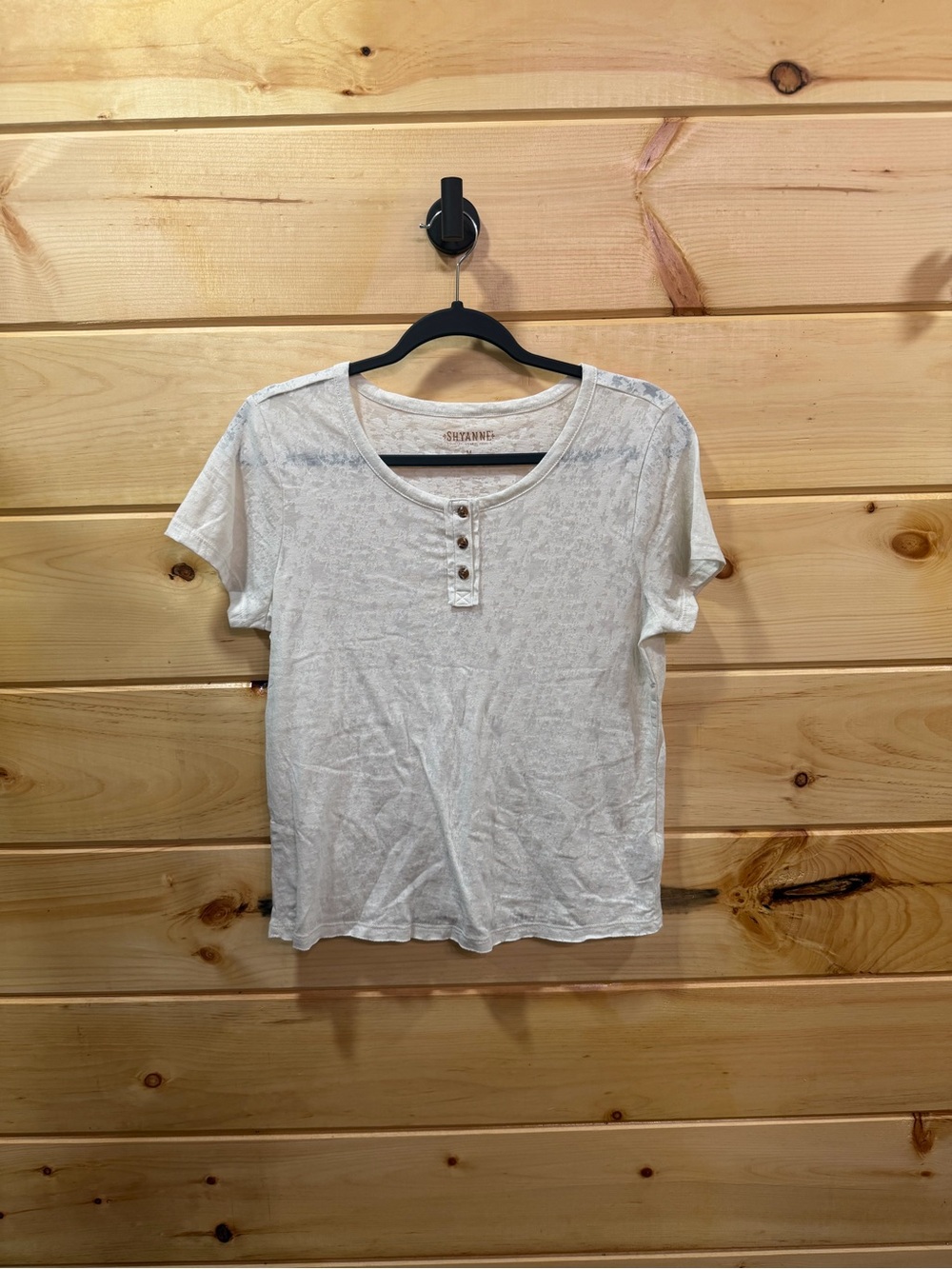 Shyanne - Women’s Lovell Star Burnout Henley Tee - White - Medium - NWOT